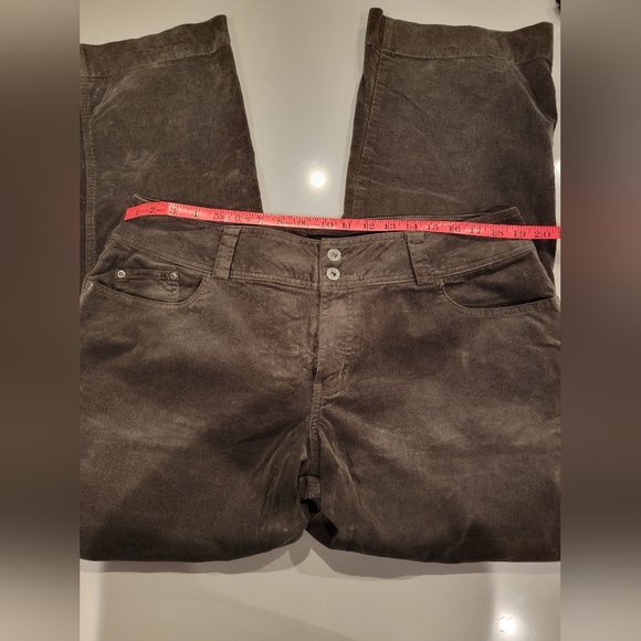 LANE BRYANT Corduroy Boot Cut Pants Size 18 - Picture 10 of 13